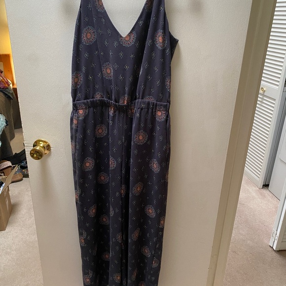 Ann Taylor cropped jumpsuit size small - Picture 3 of 6